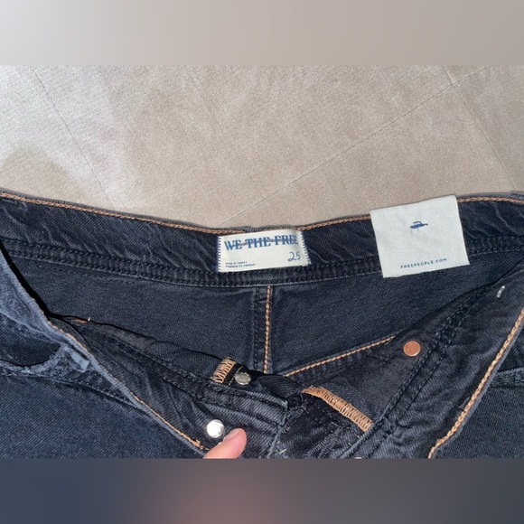 NWOT We the Free Westwood Mid-Rise High Low Short - Picture 6 of 12